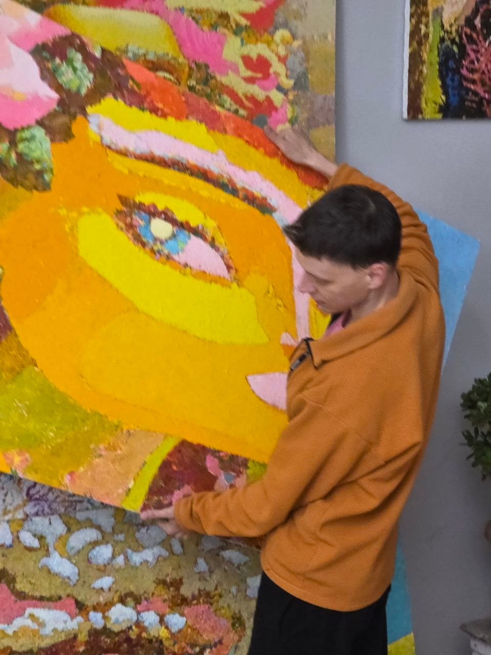 Перемещение картины / Moving a painting